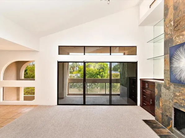 827 Village Sq S, Palm Springs, CA 92262
