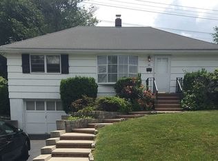 166 Oak Ridge Rd, Clifton, NJ 07013