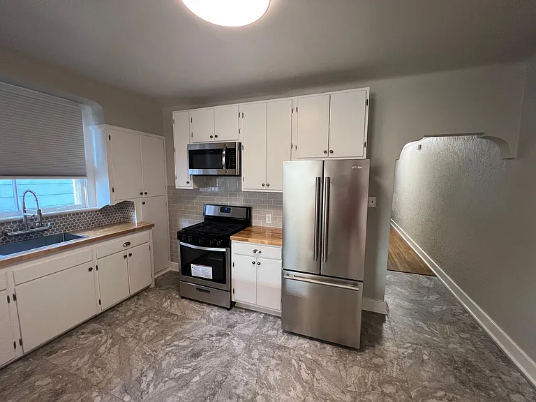 7703 Green St — Photo 3