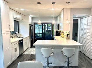 100 Wimbledon Lake Dr #100, Fort Lauderdale, FL 33324
