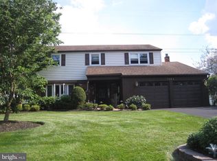 1959 Muhlenburg Dr, Lansdale, PA 19446