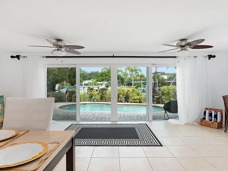 606 Key Royale Dr — Photo 11