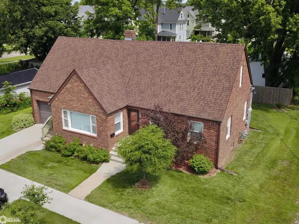 711 7th Ave, Grinnell, IA 50112