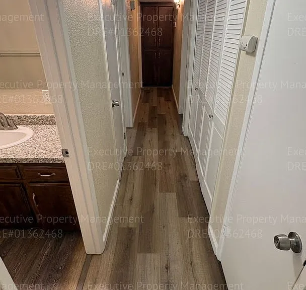 709 Deseret Way — Photo 18