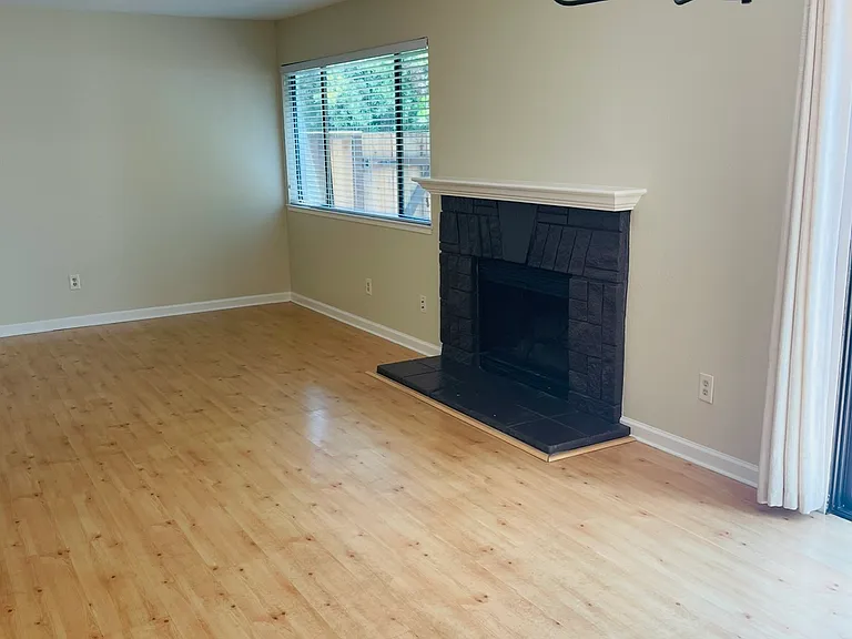 730 Williamsburg Way — Photo 19