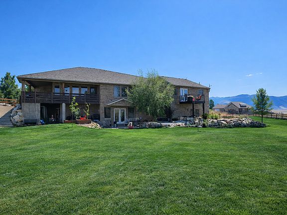 2nd image of 3054 W Ridgeline Rd