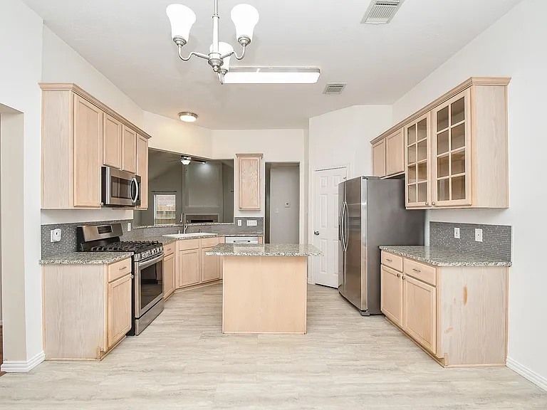 10614 Sunswept Fields Ln — Photo 9