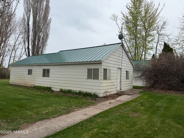 8831&8851 Naches Heights Rd, Tieton, WA 98947