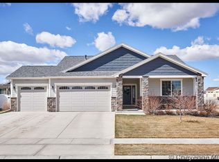 1424 Jessi Dr, Cheyenne, WY 82009