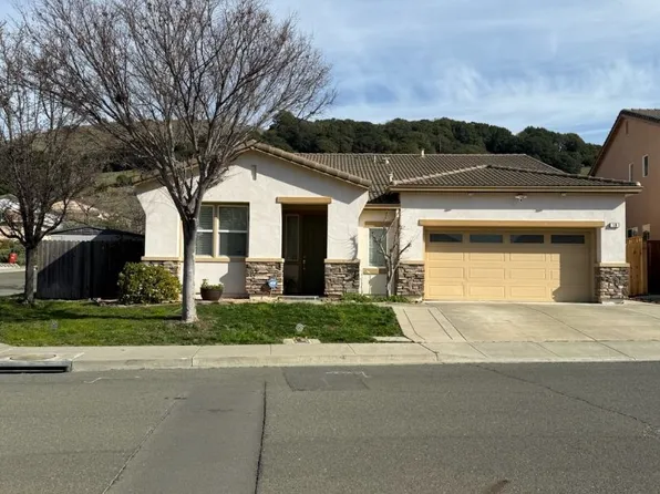 10 Tolentino Dr, American Canyon, CA 94503