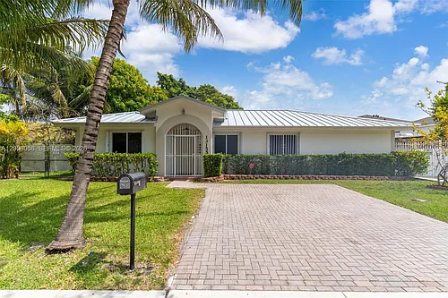 13155 SW 268th St Photo 1