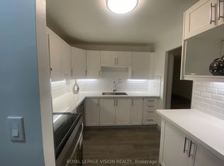 895 Kennedy Rd #205, Toronto, ON M1K 2E9