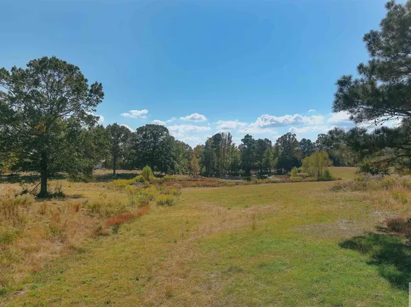 101 Rothwell Dr, Texarkana, TX 75501