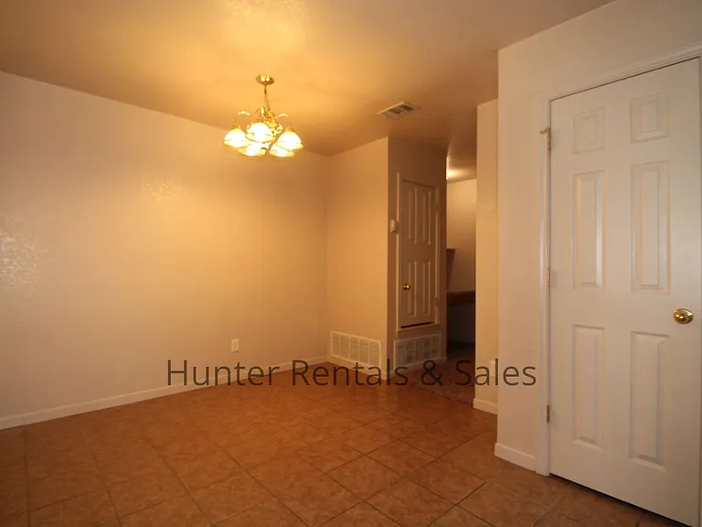 3507B Dustin Ct — Photo 8