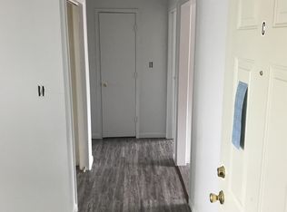 364 Mayfield Ave APT C, Valparaiso, IN 46383