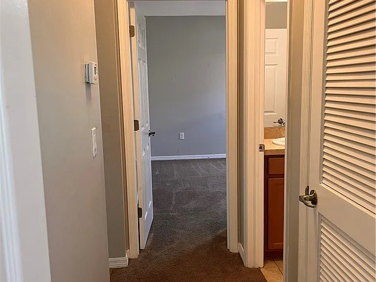 10353 Canal Brook Ln — Photo 17