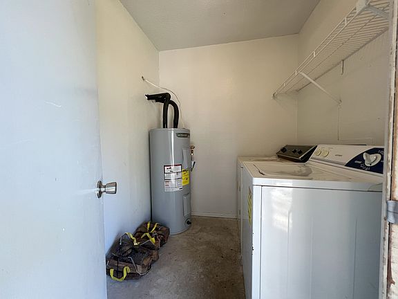 3rd image of 10616 Mellow Mdws APT 27A