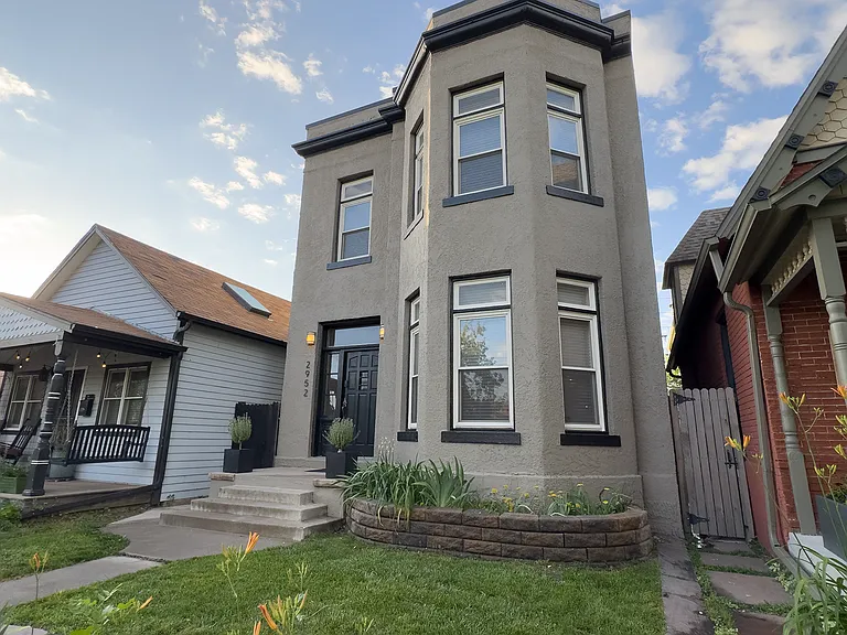 2952 Champa St — Photo 63