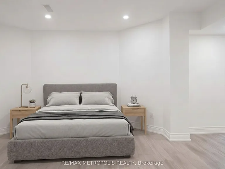 2425 Hibiscus Dr #BASEMENT — Photo 15