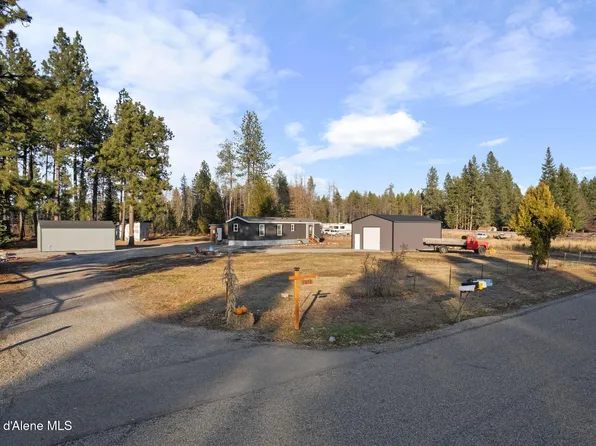 2011 W Caroline Dr, Rathdrum, ID 83858