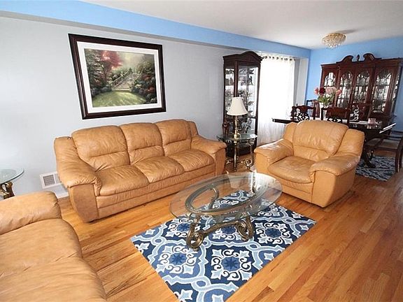 2nd image of 6604 Avenue M