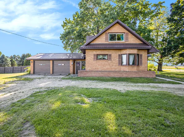 11265 Forteen Mile Rd, Rodney, MI 49342