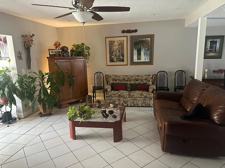 5310 Bradbury Ct — Photo 7