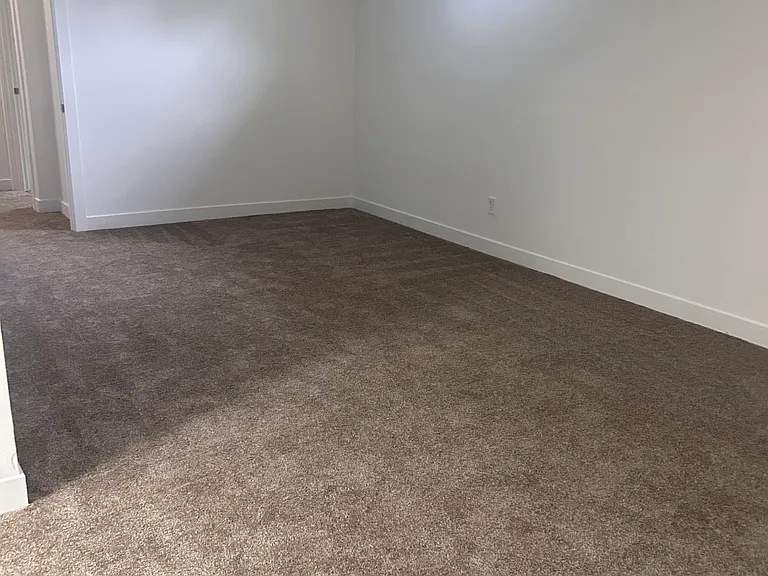 2713 NE Briarwood Ct — Photo 19