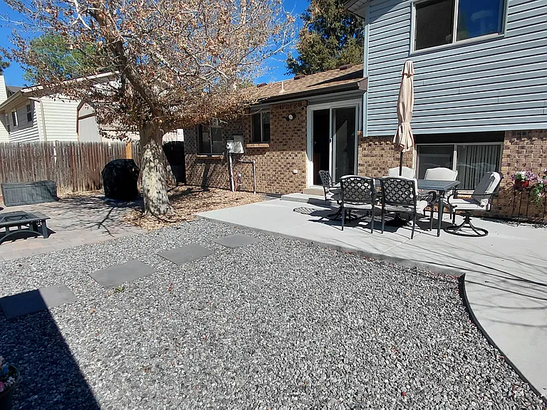 3004 S Cathay Cir — Photo 2
