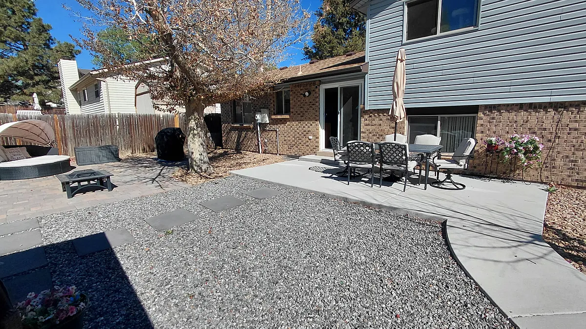 Building Photo - 3004 S Cathay Cir
