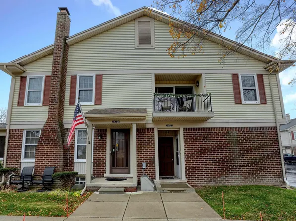 34752 E Lake Dr, Harrison Township, MI 48045