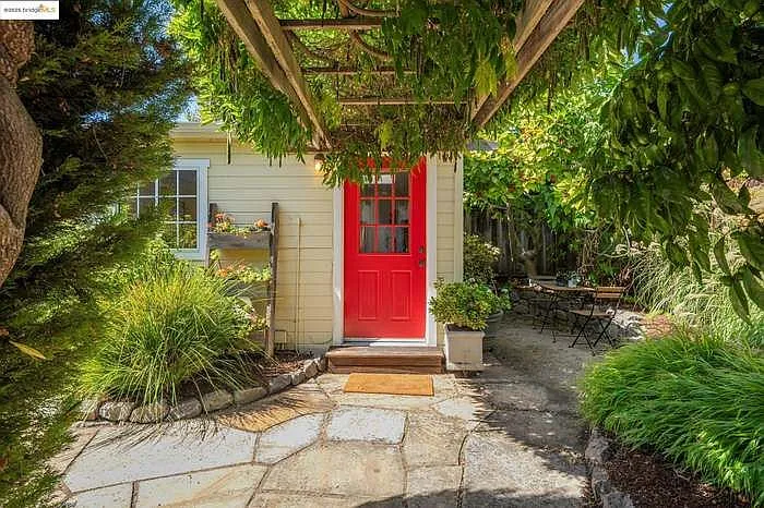 5373 James Ave — Photo 26