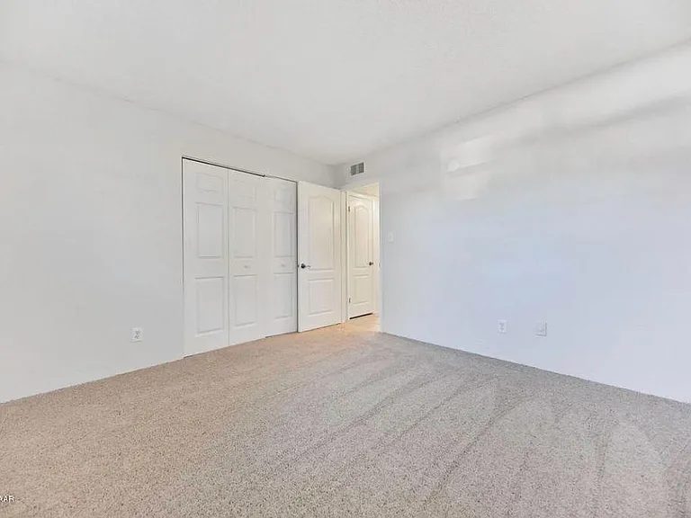 2901 N Halifax Ave #101 — Photo 12