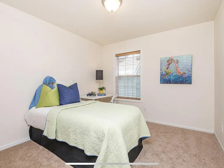 10009 Gentian Dr — Photo 15