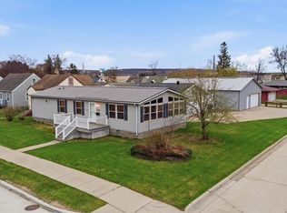 1430 12th St S, Virginia, MN 55792