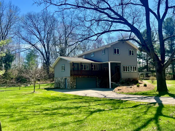 4229 Cedar Lake Rd, Chelsea, MI 48118