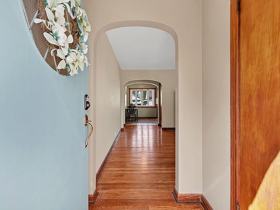 5th image of 755 Wiltshire Rd