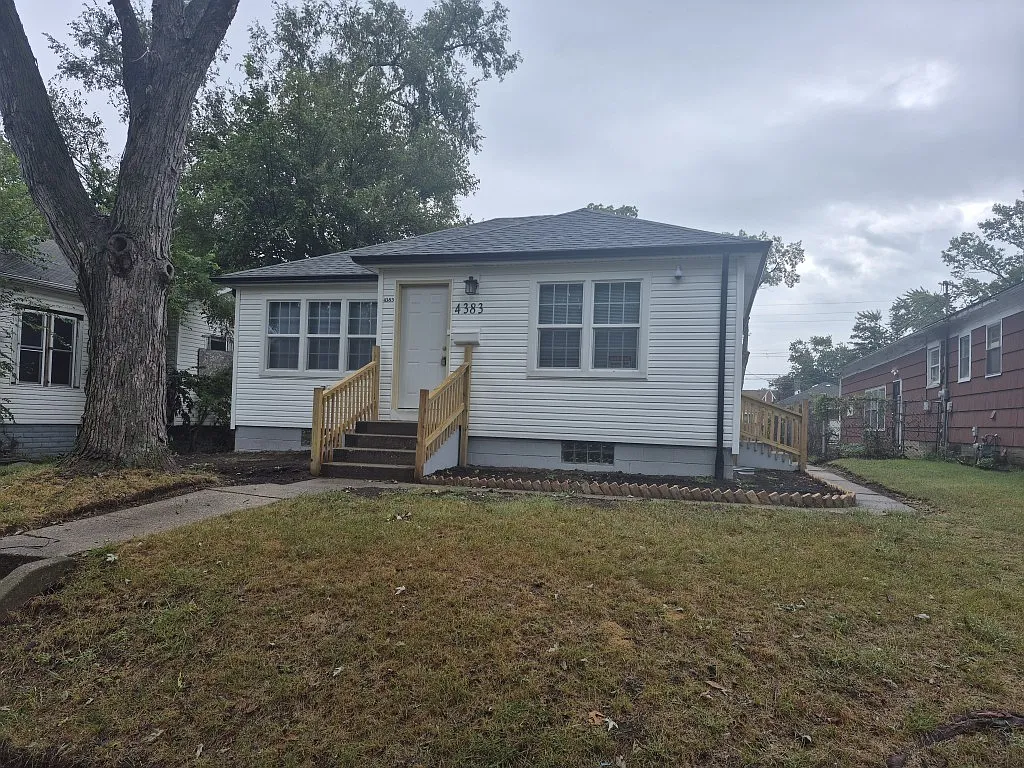 4 bed, 1700 sqft, $1,800 — Photo 1
