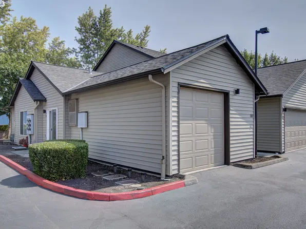 5264 NE 121st Ave APT B-12, Vancouver, WA 98682