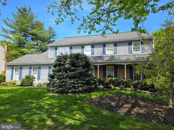 2019 Lincoln Ct, Wyomissing, PA 19610