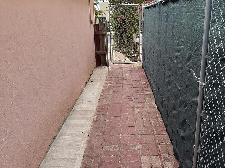 1618 Missouri St — Photo 20