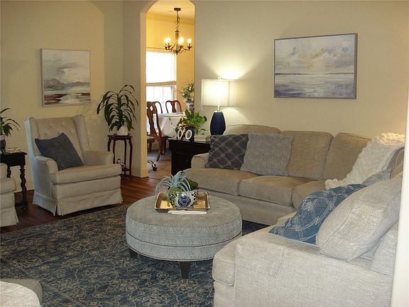 5th image of 4 Newford Ln
