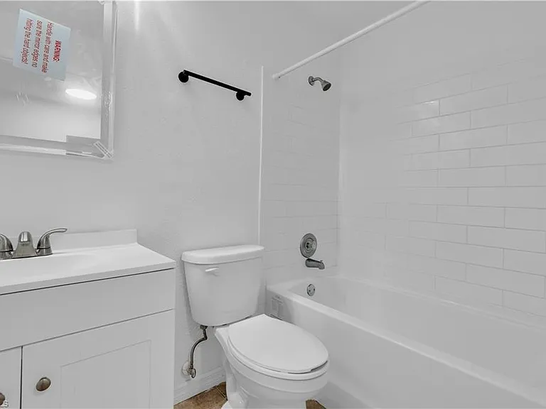 5713 Foxlake Dr #1 — Photo 22