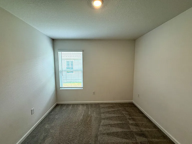 4615 Carlstrom Ln — Photo 14