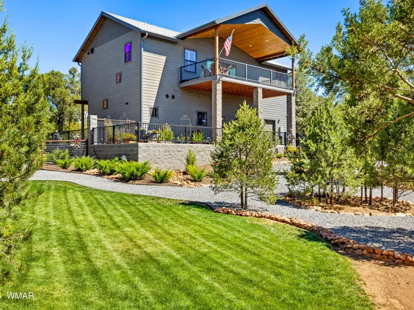 2209 Moccasin Dr, Overgaard, AZ 85933