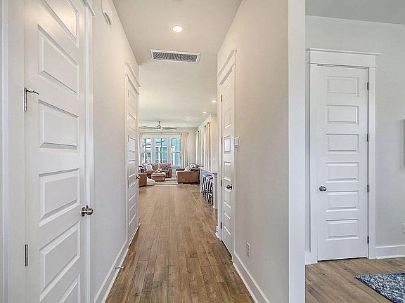 5th image of 2750 McFadden Way