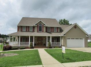 1057 Violet Ln, Louisa, KY 41230