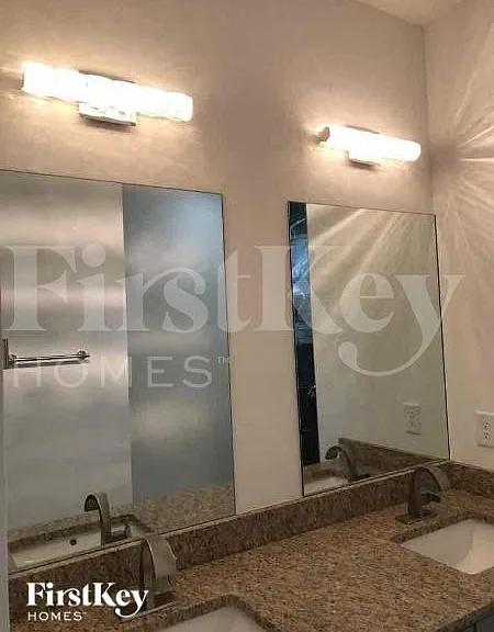 2514 13th St SW — Photo 9