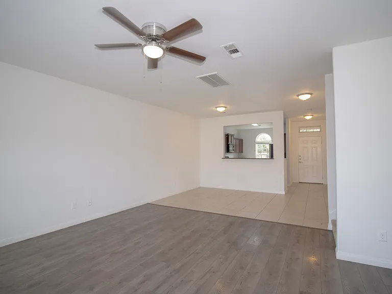 223 Magnolia Dr — Photo 21