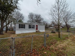160 NW 3rd St, Krebs, OK 74554